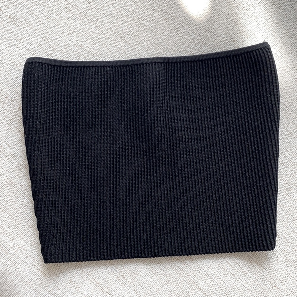 Babaton bandeau crop top